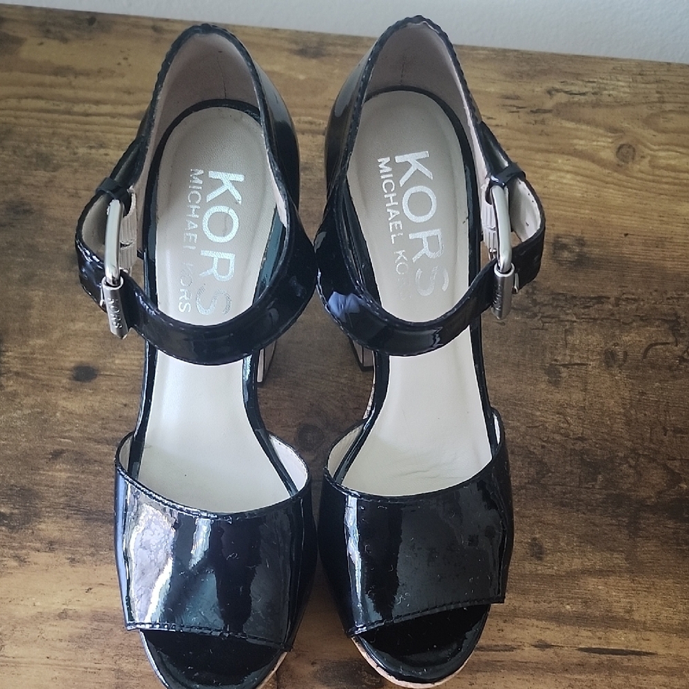 Michael Kors Glossy Black Heels